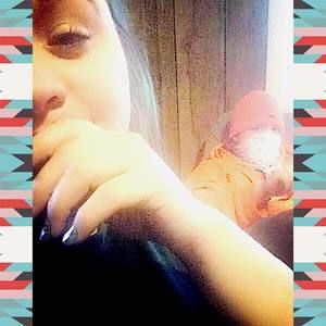 Meet your Posher, Leah